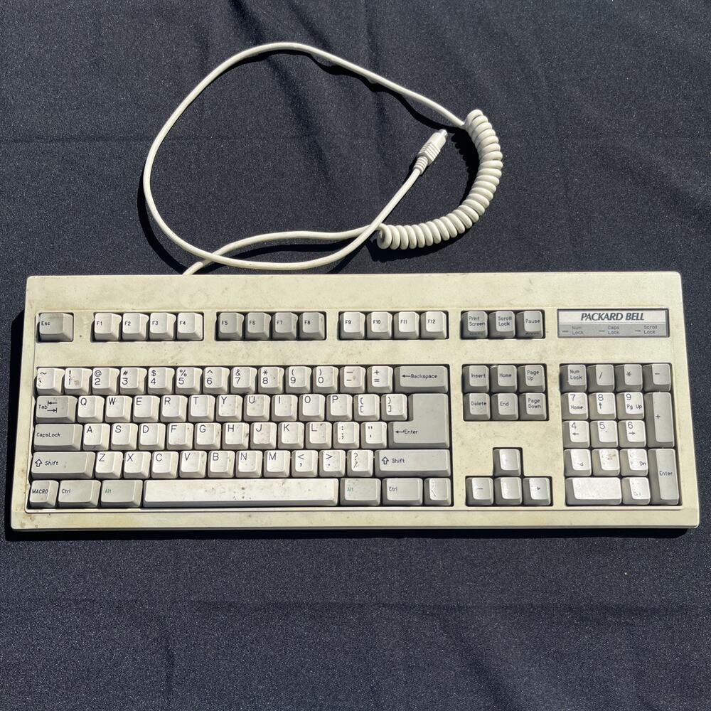 Vintage Packard Bell BTC 5339 Keyboard AT DIN Retro PC Computer Mechanical
